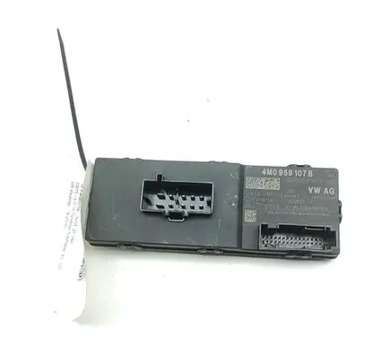 Audi Q7 4M Tailgate/trunk control unit/module 4M0959107B 4M0959107A