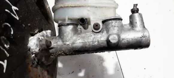 Mitsubishi Colt Master brake cylinder
