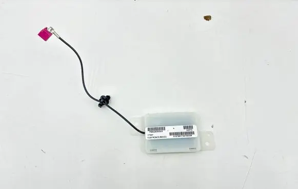 Maserati Ghibli Interior comfort aerial antenna P68226365AA 5199881753000099