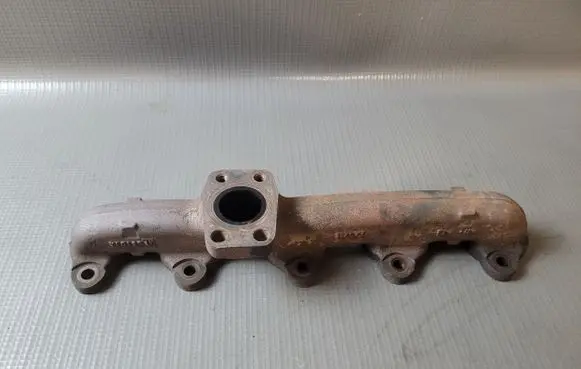 Peugeot 208 Exhaust manifold