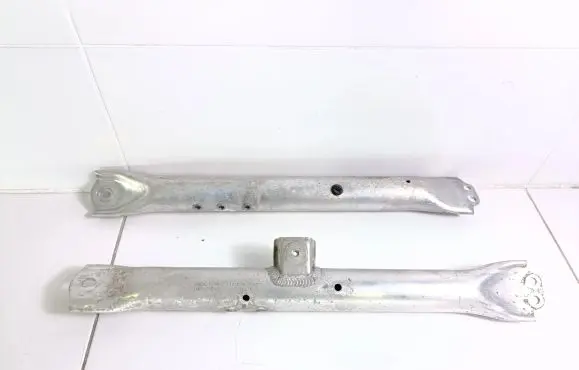 Tesla Model S Front strut bar 1007924 106115044 1003617