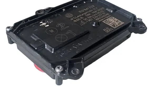 Volkswagen PASSAT CC Headlight ballast module Xenon 1T0941329 503950440502 130732933701