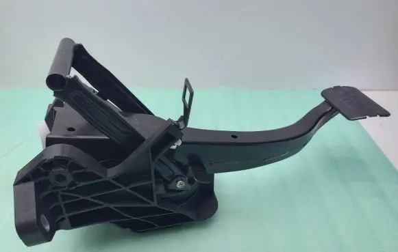 Porsche Panamera (970) Brake pedal 97042314101 97042306501