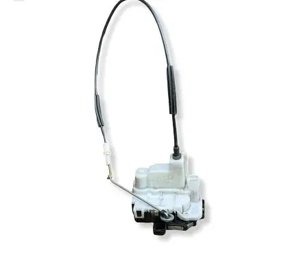 Fiat 500 Front door lock 51827416