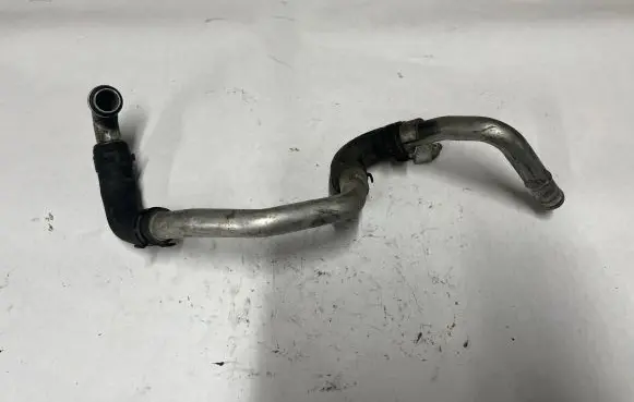 Mercedes-Benz CLS C218 X218 Engine coolant pipe/hose A2782000551 A2782000552