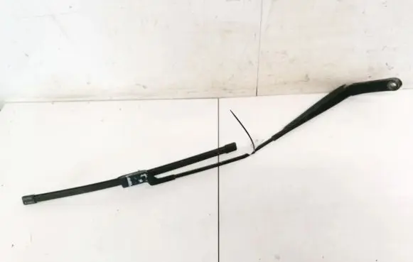 Volkswagen Jetta V Front wiper blade arm 1K5955410B