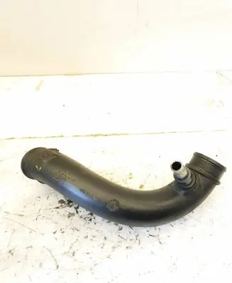 Volvo XC90 Intercooler hose/pipe 30714480