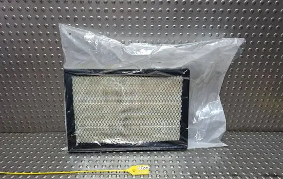 Dodge RAM 2500 DS Air filter 68441763AA