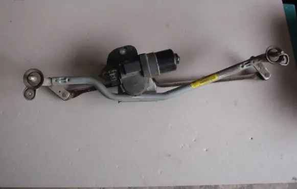 Ram ProMaster Front wiper linkage and motor 443122355017 1363338080 443122357019