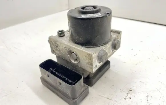 Volkswagen Golf V ABS Pump 1K0907379AF 1K0614117AF