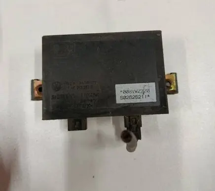 Volkswagen Polo III 6N 6N2 6NF Immobilizer control unit/module 1H0953257B S0262521 008VWZ3Z
