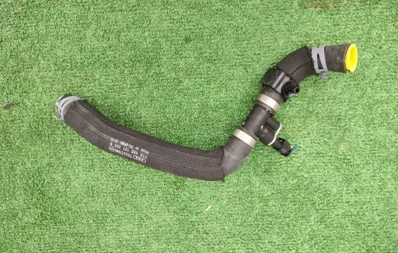 Thermostat/thermostat housing