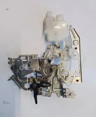 Renault Master III Sliding door lock 826703236R