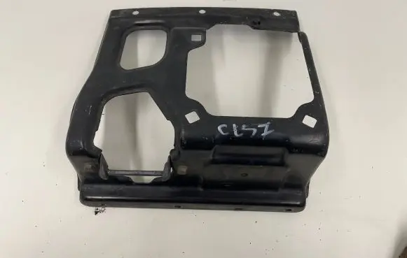 Mercedes-Benz CLS AMG C219 Top upper radiator support slam panel A2196201016
