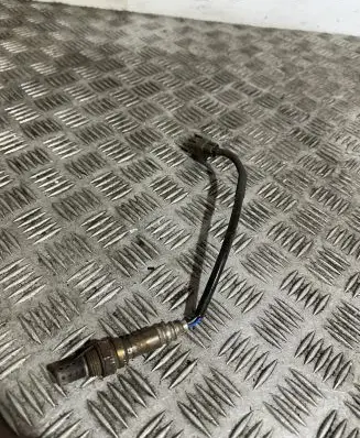 Toyota Avensis T220 Lambda probe sensor 8946520790