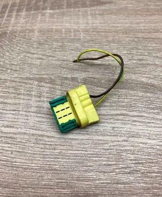 BMW 5 E39 Plug wire 8380738