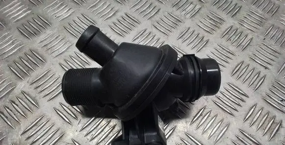 BMW 3 F30 F35 F31 Thermostat/thermostat housing 10106811