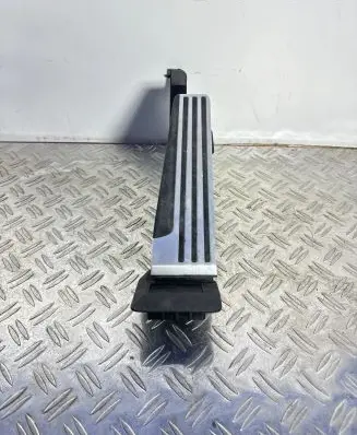 Infiniti FX Accelerator throttle pedal 0280755142 180021CA1C