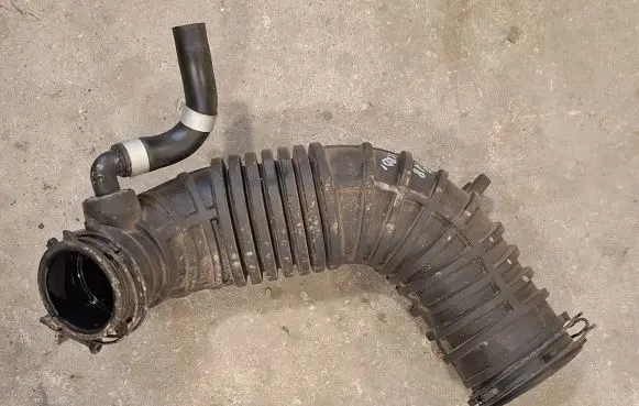 Hyundai i30 Intercooler hose/pipe 28140J7900 28140J9400
