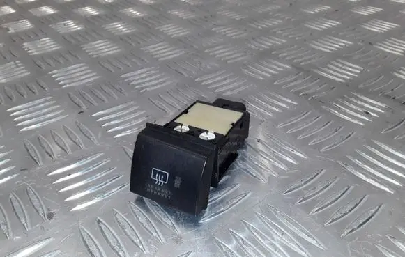 Toyota Avensis T220 Windscreen/window heater switch 156960