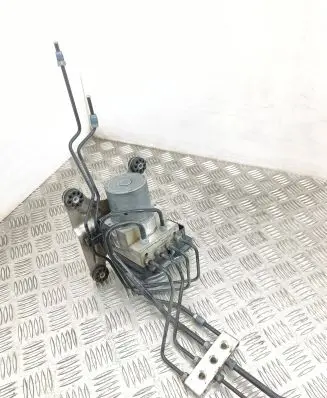 BMW 7 F01 F02 F03 F04 ABS Pump 6865860