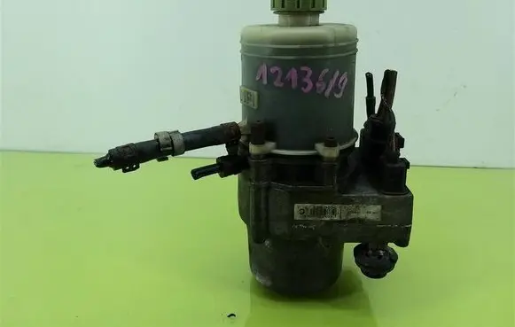 Skoda Fabia Mk1 (6Y) Power steering pump 6Q0423155AD