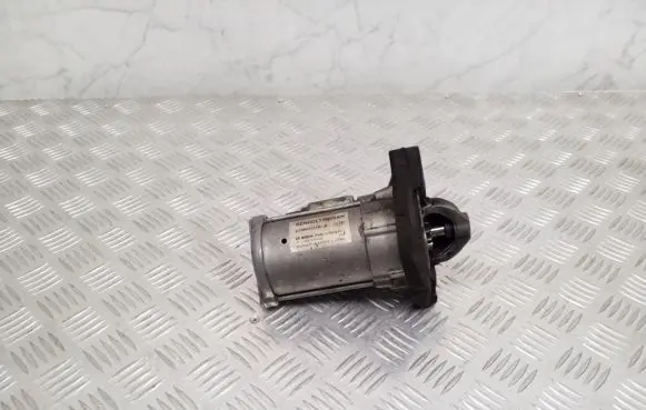 Nissan Qashqai Starter motor 233003131R