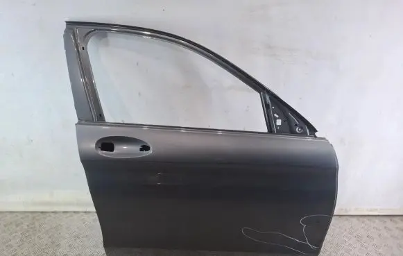 Mercedes-Benz GLC X253 C253 Front door A2537220410 A2537220443