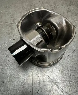 Renault Master III Piston 85L145L