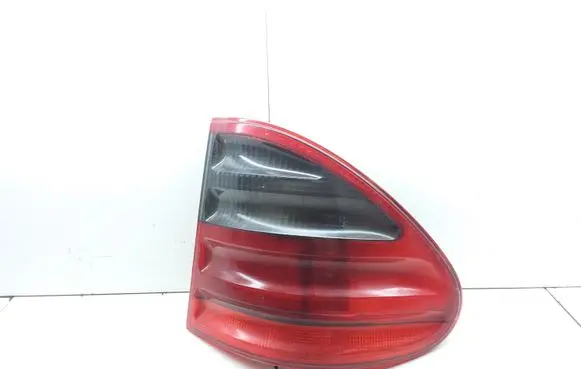 Mercedes-Benz E W210 Rear/tail lights 324022 324128R