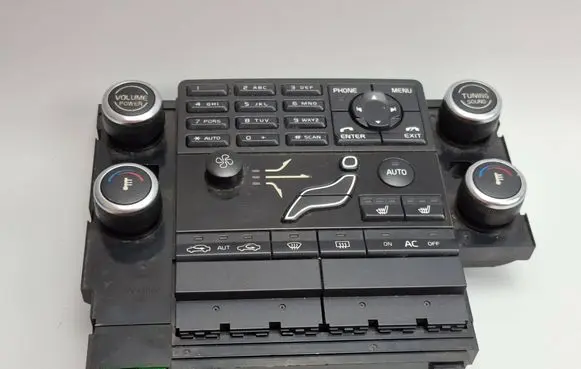 Volvo XC60 Climate control unit 30782903 SN60036036 08W28E03