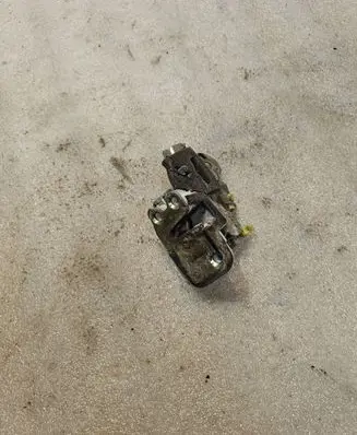 Hyundai Galloper Front door lock