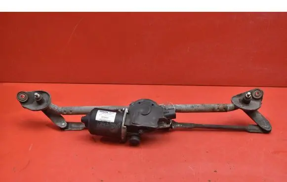 Toyota Avensis Verso Front wiper linkage and motor 8511005060