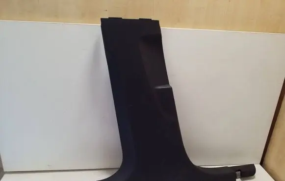 Audi Q2 - (B) pillar trim (bottom) 81A867239A