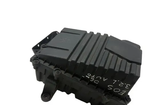 Volkswagen Eos Air filter box