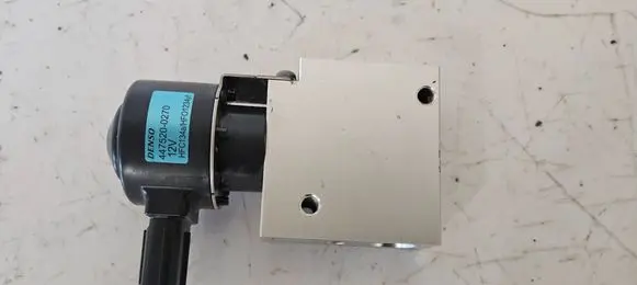 Toyota RAV 4 (XA50) Air conditioning (A/C) expansion valve 4475200270