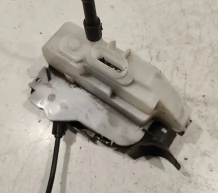 Renault Scenic II - Grand scenic II Front door lock