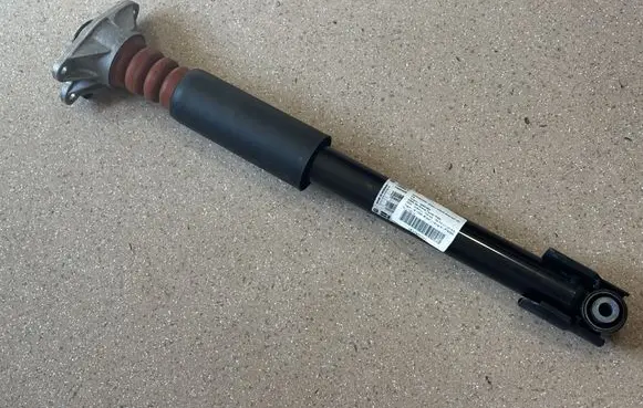 BMW 2 F46 Rear shock absorber/damper
