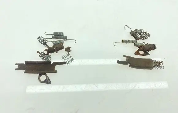 Subaru Outback Handbrake/parking brake pads