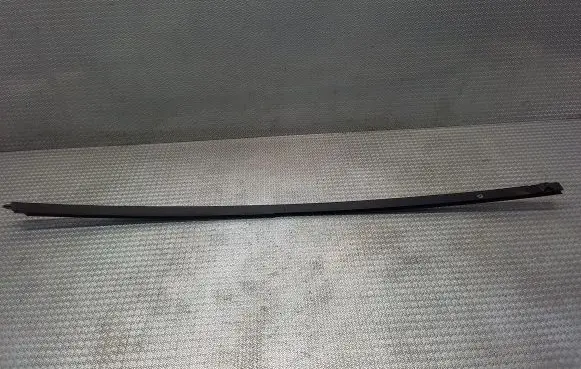 Renault Trafic III (X82) Front door windshield rail 