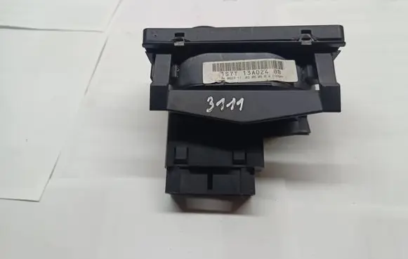 Ford Mondeo Mk III Light switch 1S7T13A024BB