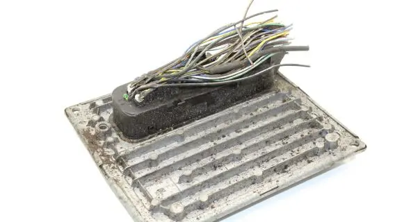 Ford Focus Engine control unit/module 4M5112A650HC