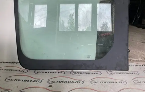 Volkswagen Crafter Rear side window 43R00M2000 001025