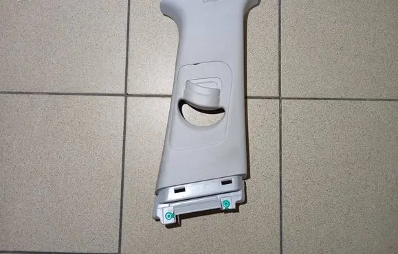 Hyundai Ioniq (B) pillar trim (top) 85843G2000