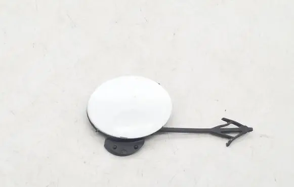 Opel Corsa D Front tow hook cap/cover 475498858