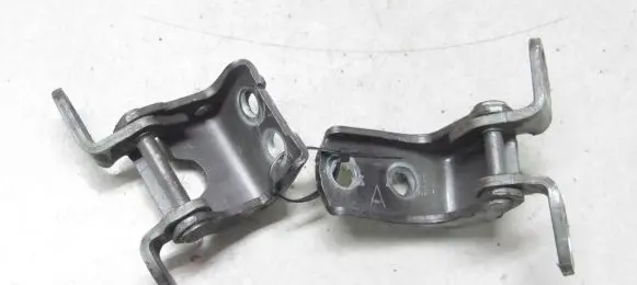 Honda CR-V Rear door hinge set 
