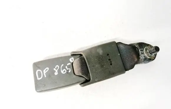 Subaru B9 Tribeca Front seatbelt buckle