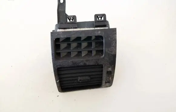 Volkswagen Touran I Dash center air vent grill 1T0819703A