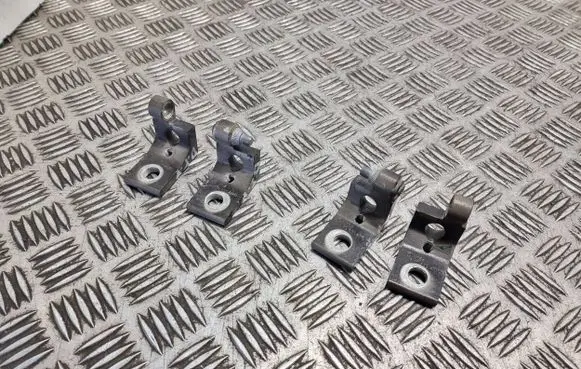 Skoda Octavia Mk2 (1Z) Front door hinges set 6y0833402d 6y0833412d 6y0831401d