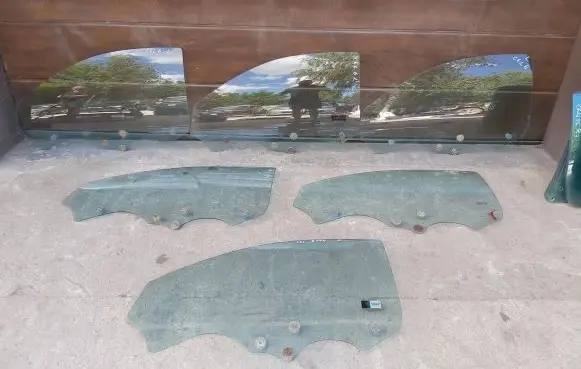 Toyota Celica T200 Sliding door window/glass CELICAVISZYBALEWA